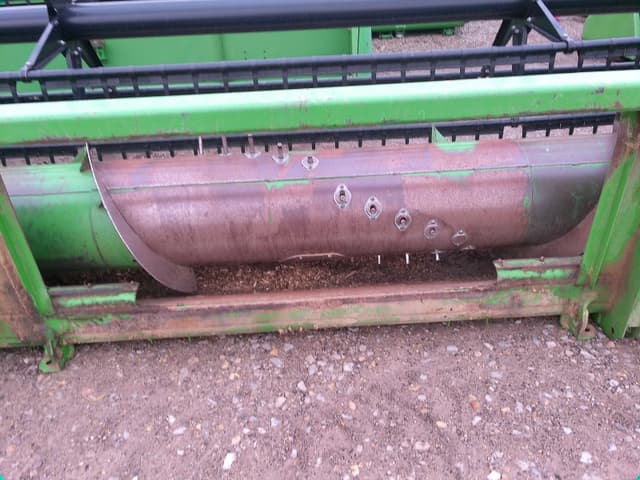 Image of John Deere 920 equipment image 3