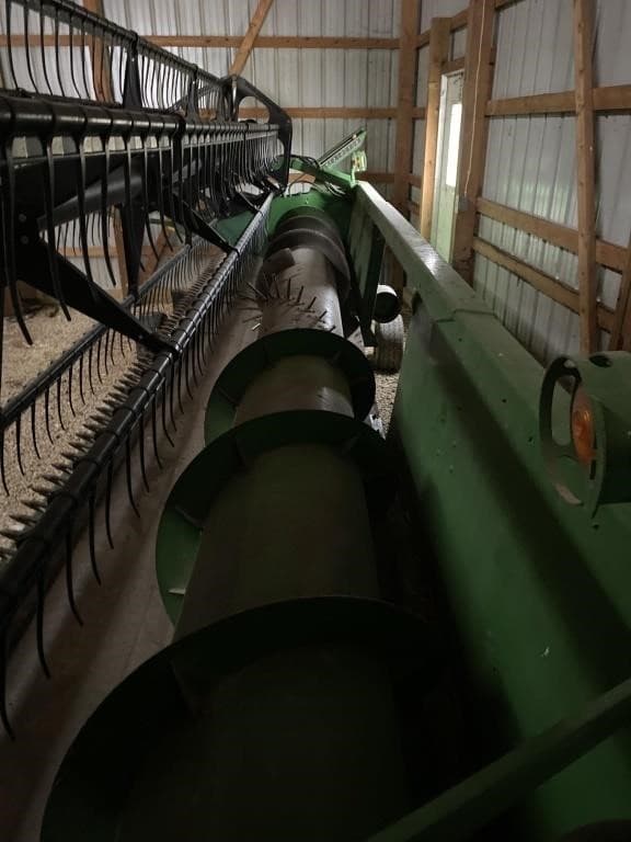 Image of John Deere 920 equipment image 1