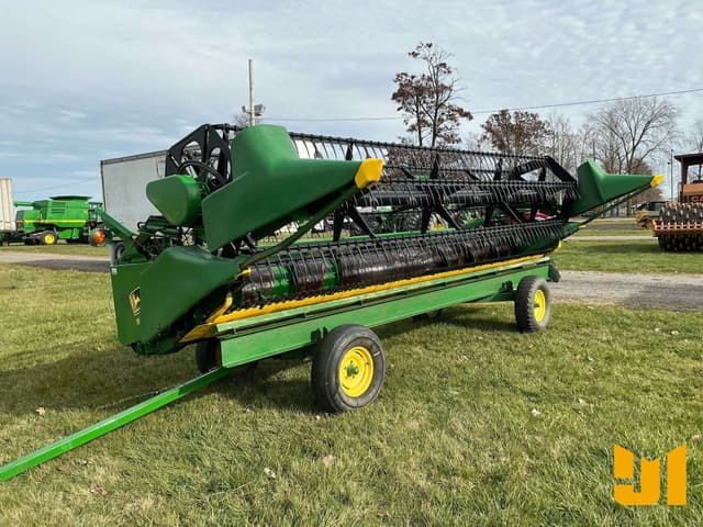 Image of John Deere 920 equipment image 1