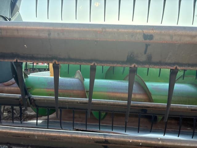 Image of John Deere 920F equipment image 3