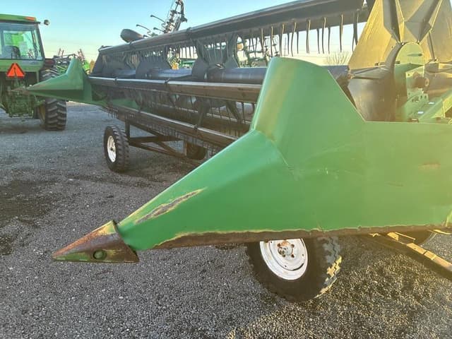 Image of John Deere 920F equipment image 1