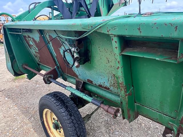Image of John Deere 920 equipment image 3