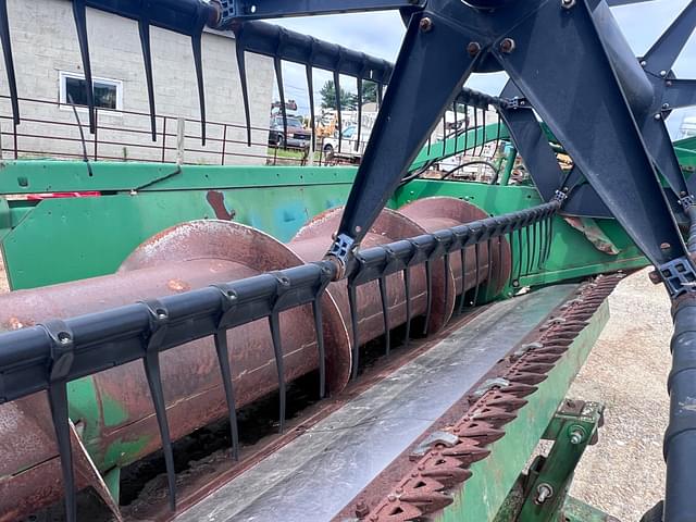 Image of John Deere 920 equipment image 4