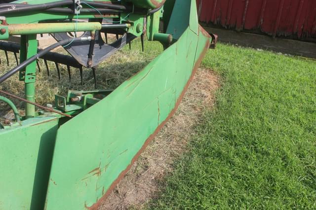Image of John Deere 920F equipment image 2