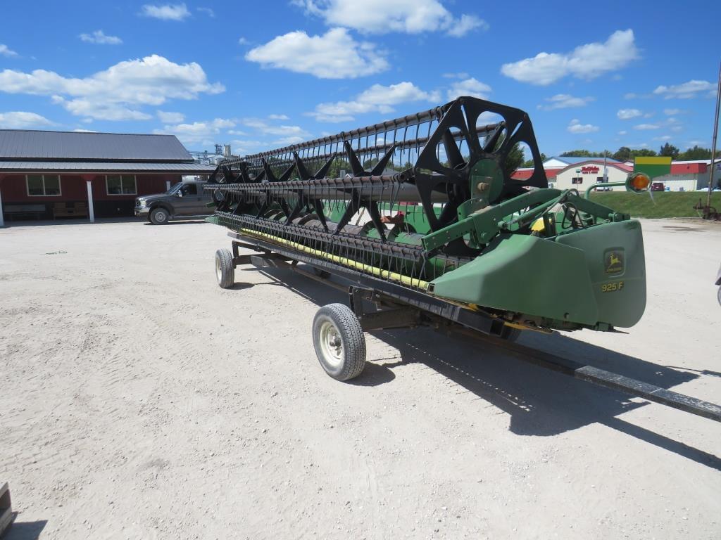 Image of John Deere 920F Primary image