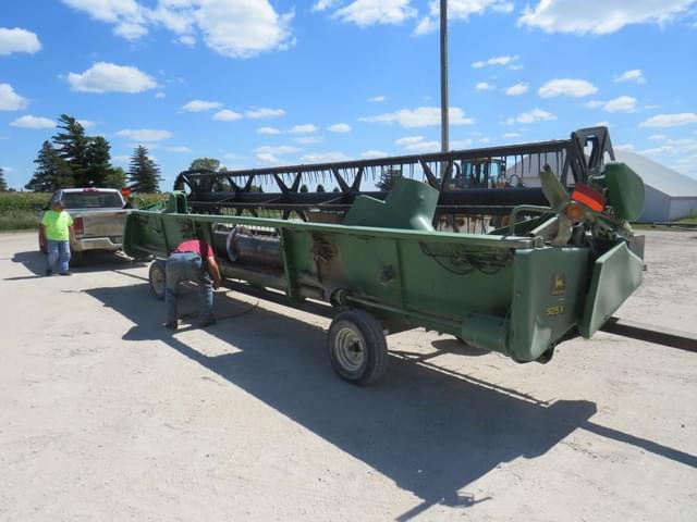 Image of John Deere 920F equipment image 4