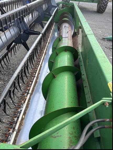 Image of John Deere 920F equipment image 2