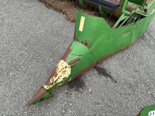 Image of John Deere 920F equipment image 3