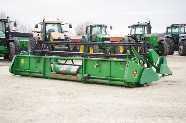 Image of John Deere 920F equipment image 4