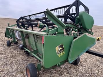 Main image John Deere 920F