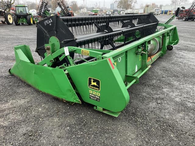 Image of John Deere 920F equipment image 1