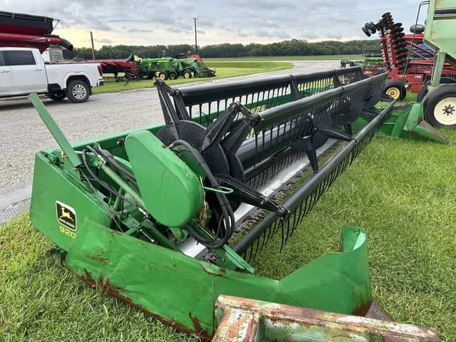 Image of John Deere 920 equipment image 4