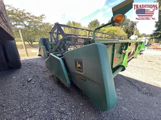 Image of John Deere 920F equipment image 2