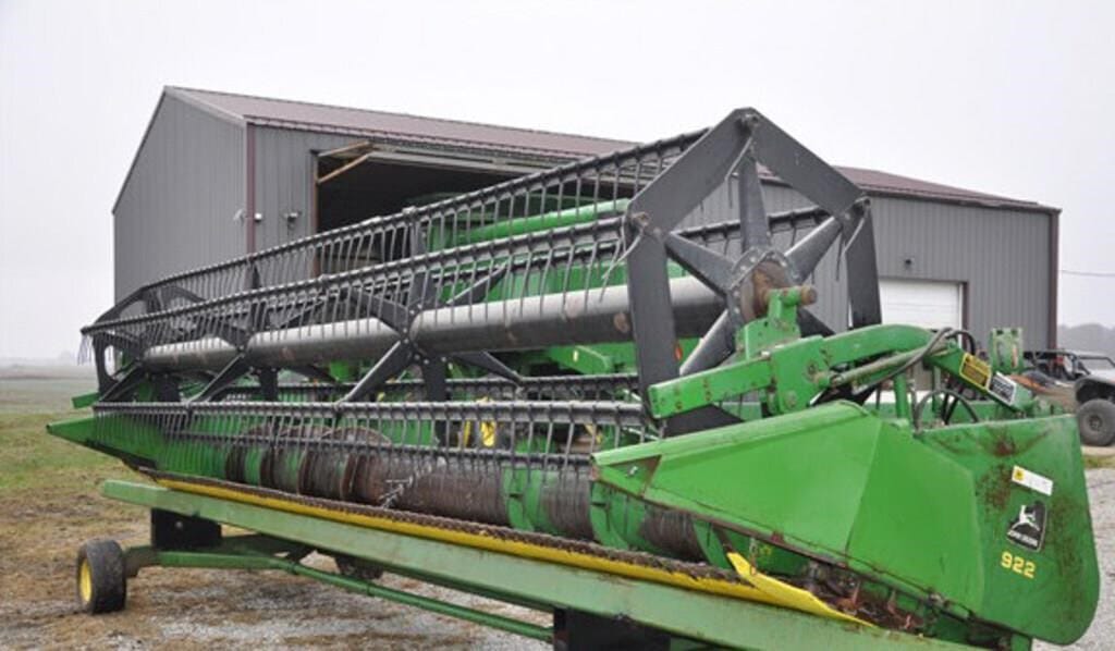 John Deere 922 Equipment Image0