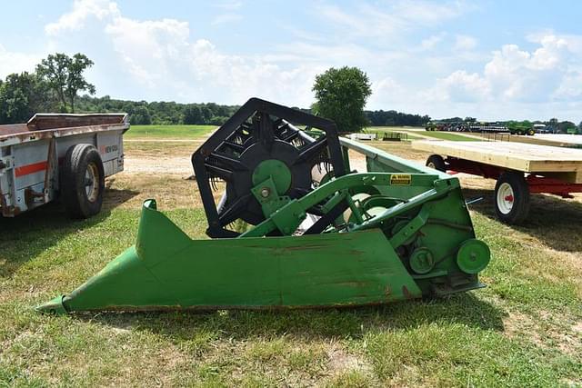 Image of John Deere 922 equipment image 1