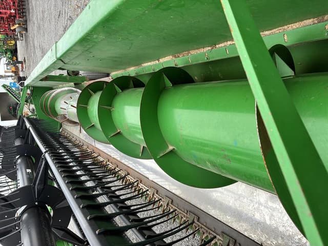 Image of John Deere 922F equipment image 2