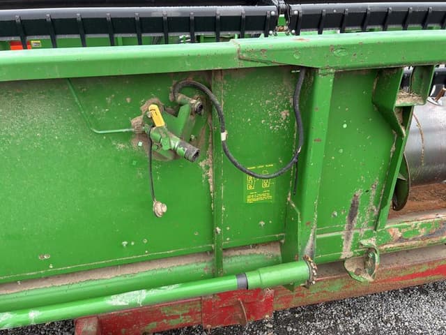Image of John Deere 922F equipment image 4