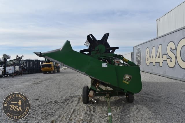 Image of John Deere 922F equipment image 4