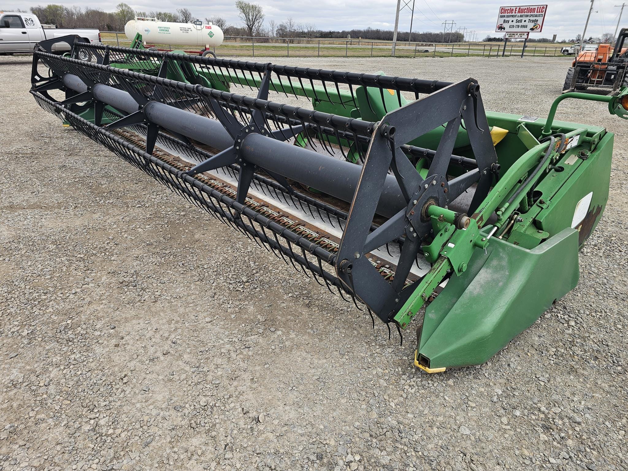 John Deere 922F Equipment Image0