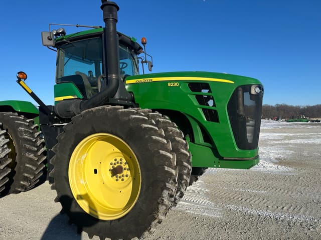 Image of John Deere 9230 equipment image 4