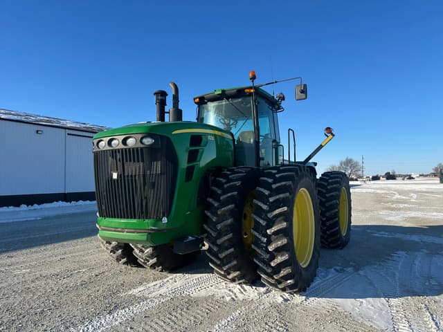 Image of John Deere 9230 equipment image 1