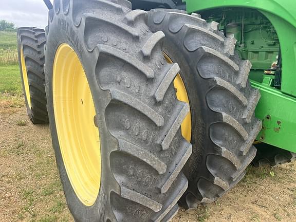 Image of John Deere 9230 equipment image 2