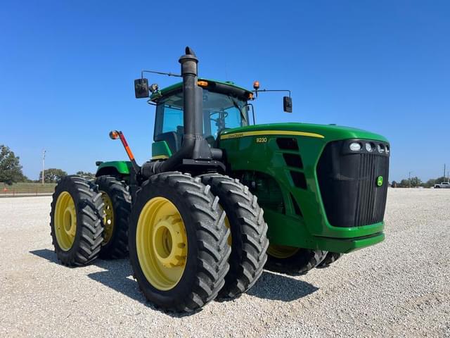 Image of John Deere 9230 equipment image 1