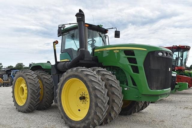 Image of John Deere 9230 equipment image 2