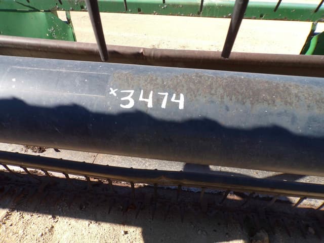 Image of John Deere 924 equipment image 1