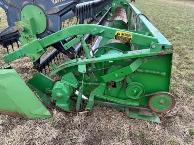 Image of John Deere 924 equipment image 2