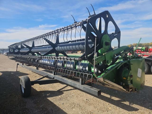 Image of John Deere 925 equipment image 1