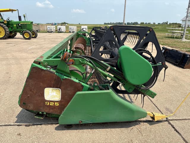 Image of John Deere 925 equipment image 4