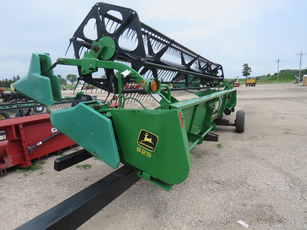 Image of John Deere 925 Primary image
