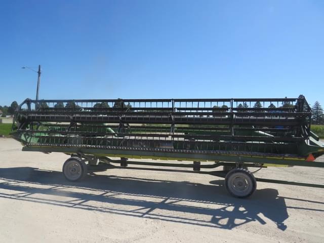 Image of John Deere 925 equipment image 1