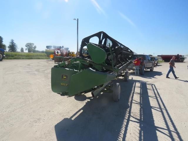 Image of John Deere 925 equipment image 3