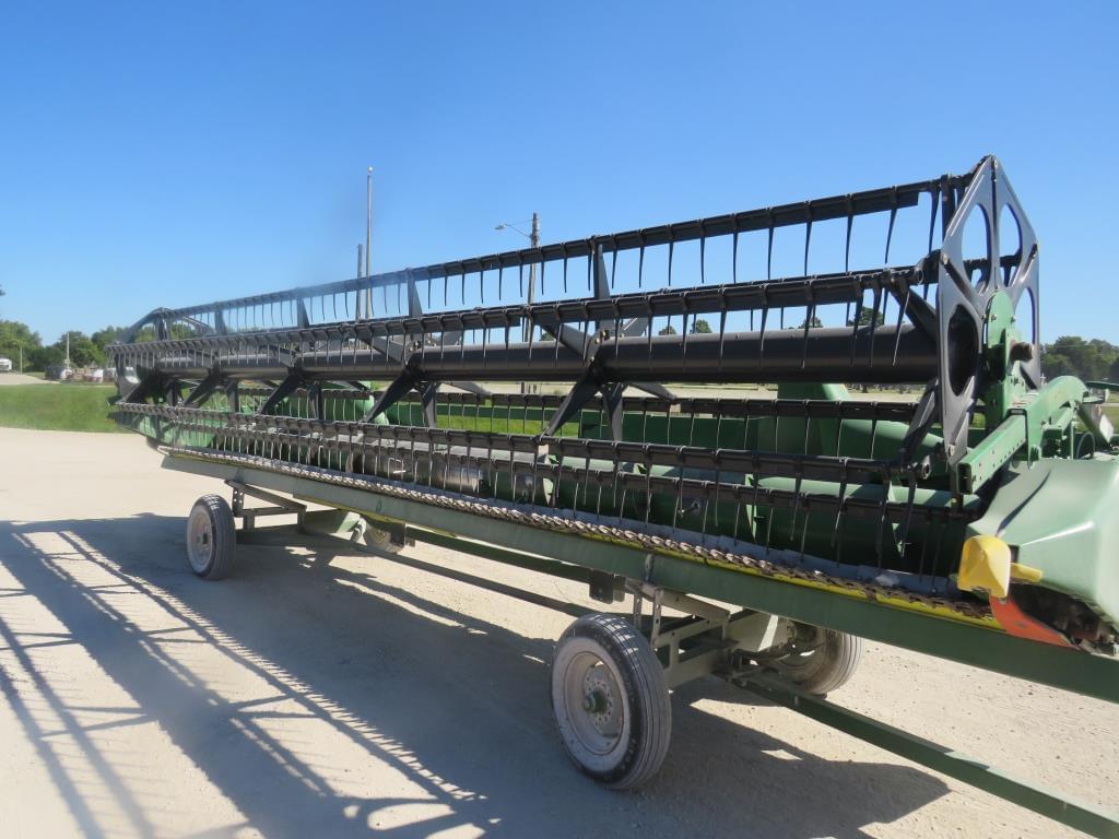 Image of John Deere 925 Primary image