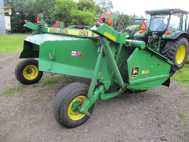 Image of John Deere 925 equipment image 2