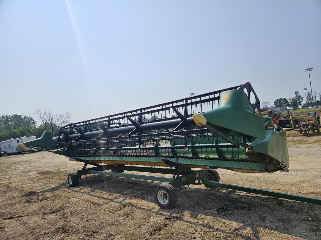 Image of John Deere 925 Primary image