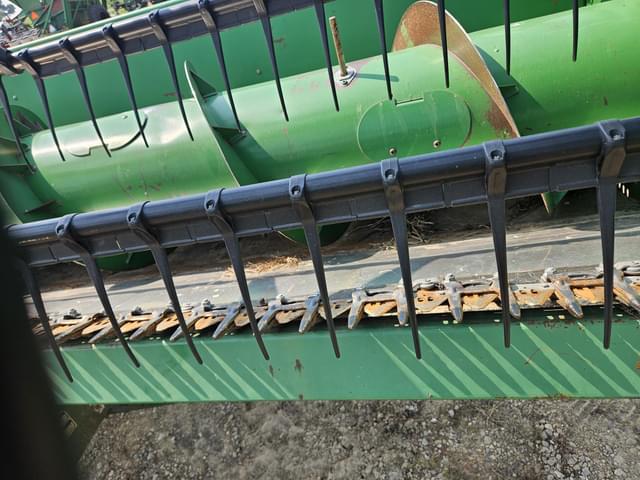 Image of John Deere 925 equipment image 4
