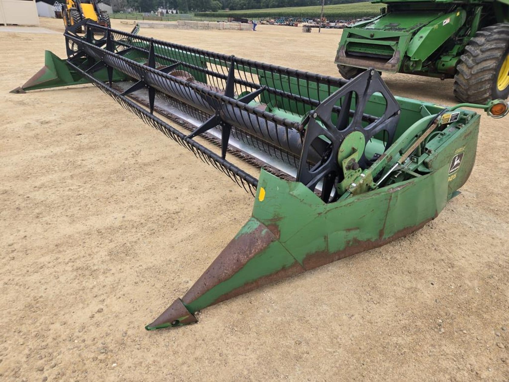 John Deere 925 Equipment Image0
