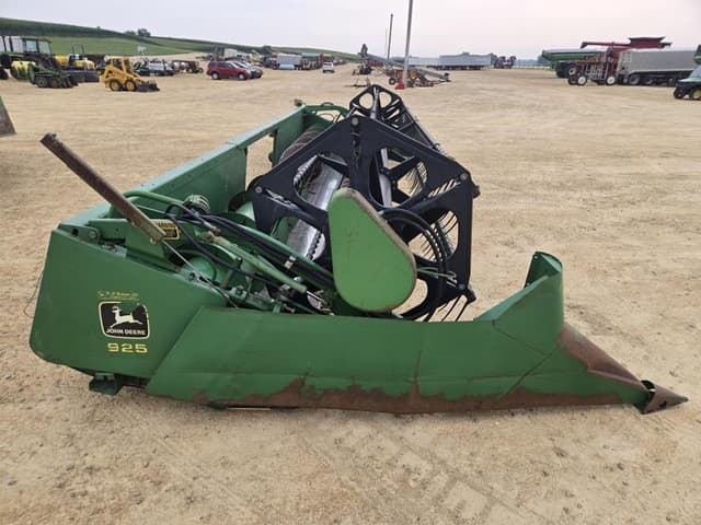 Image of John Deere 925 equipment image 3