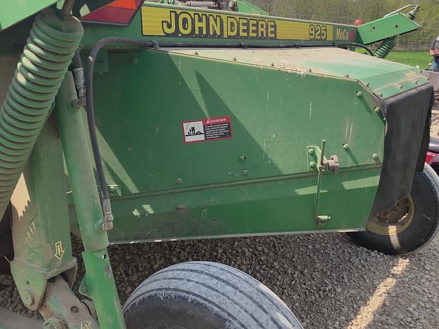Image of John Deere 925 equipment image 2
