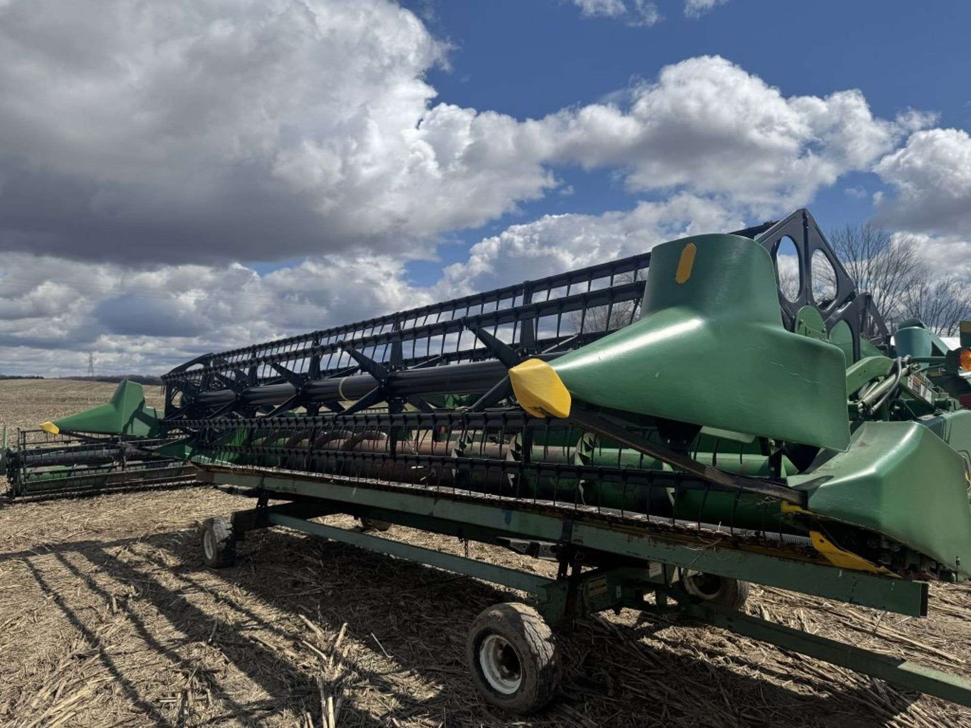 John Deere 925F Equipment Image0