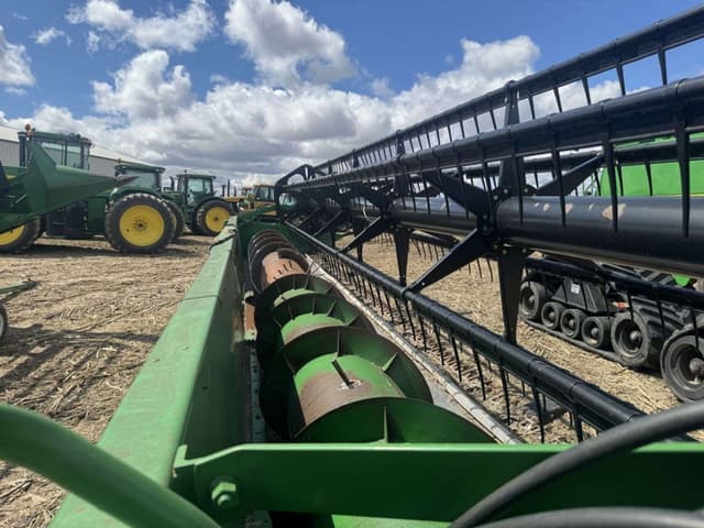 Image of John Deere 925F equipment image 3