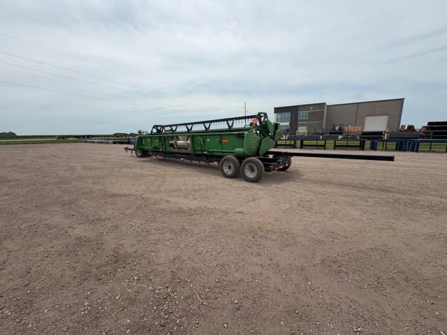 Image of John Deere 925F equipment image 4