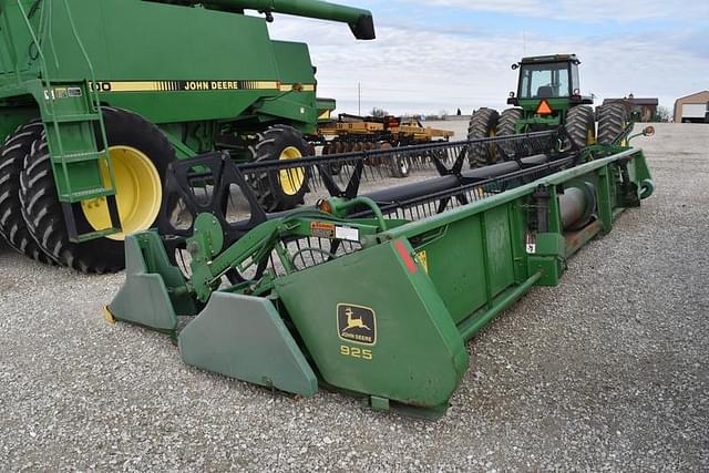 Image of John Deere 925 equipment image 2