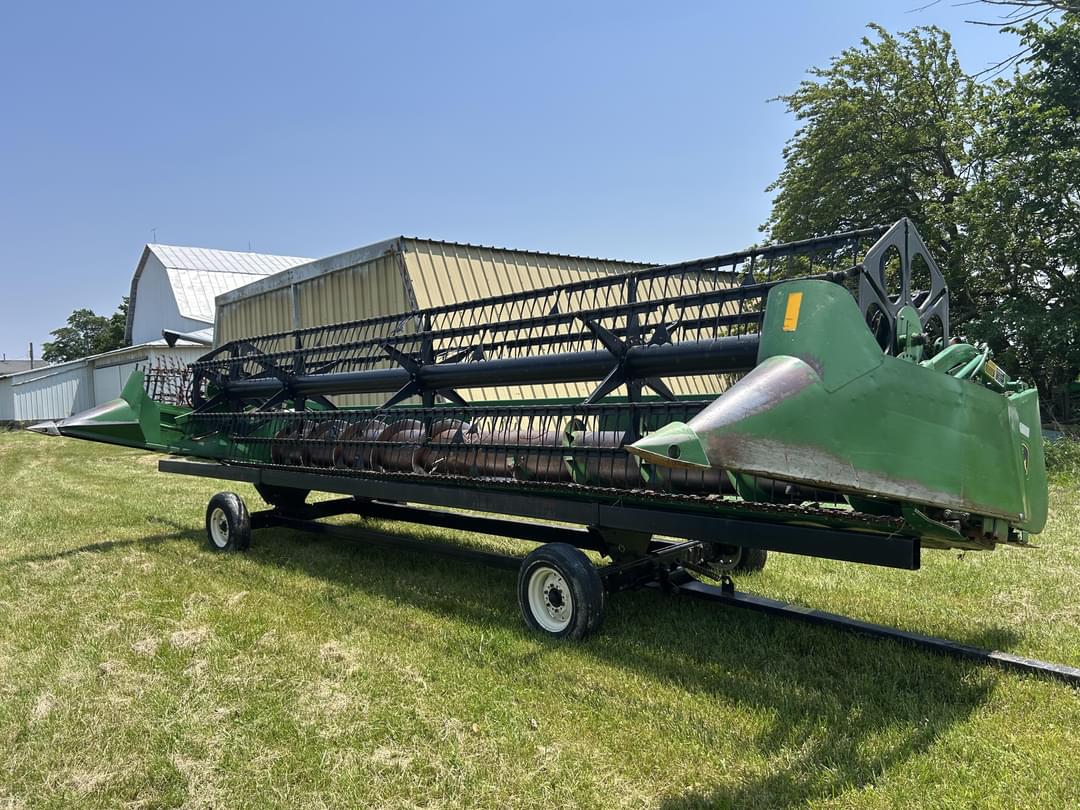 Image of John Deere 925 Primary image