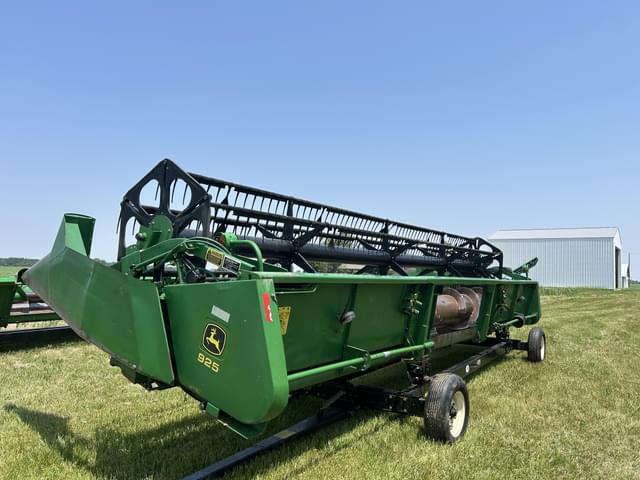 Image of John Deere 925 equipment image 2