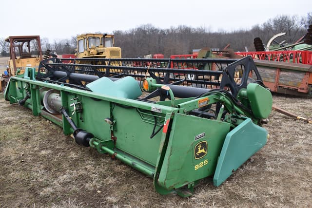 Image of John Deere 925 equipment image 2
