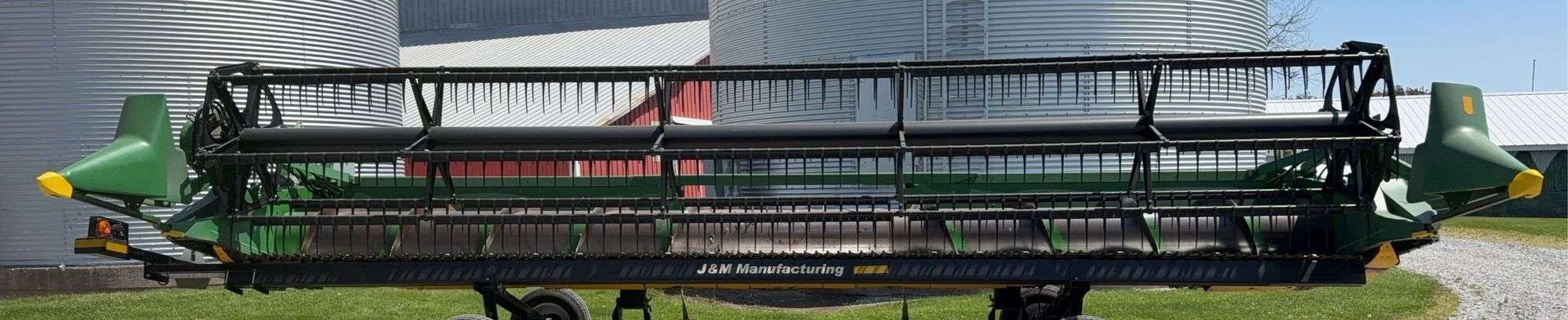 John Deere 925 Equipment Image0